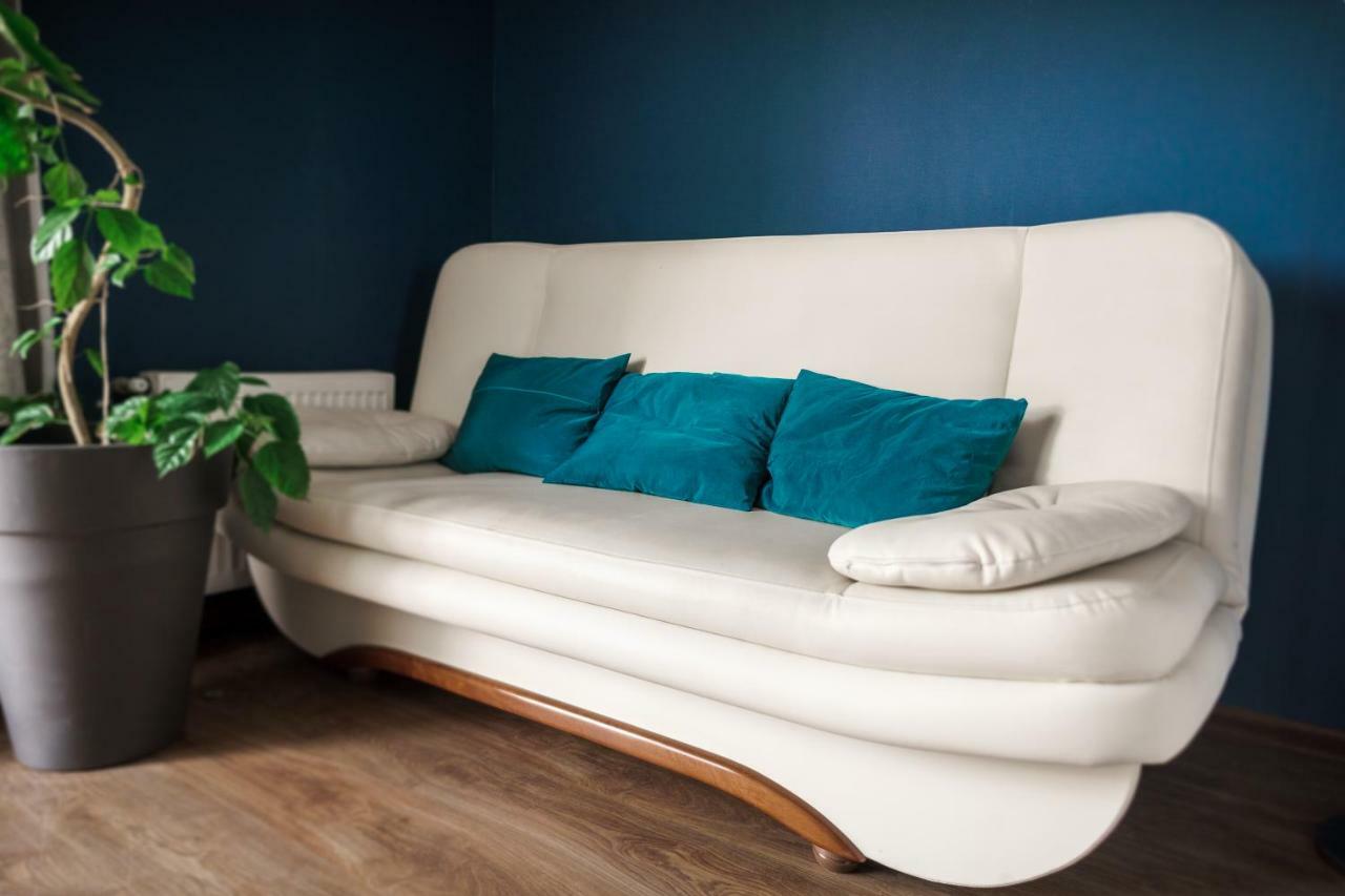 Stylish Apartment With A Balcony Overlooking The Park أوديسا المظهر الخارجي الصورة